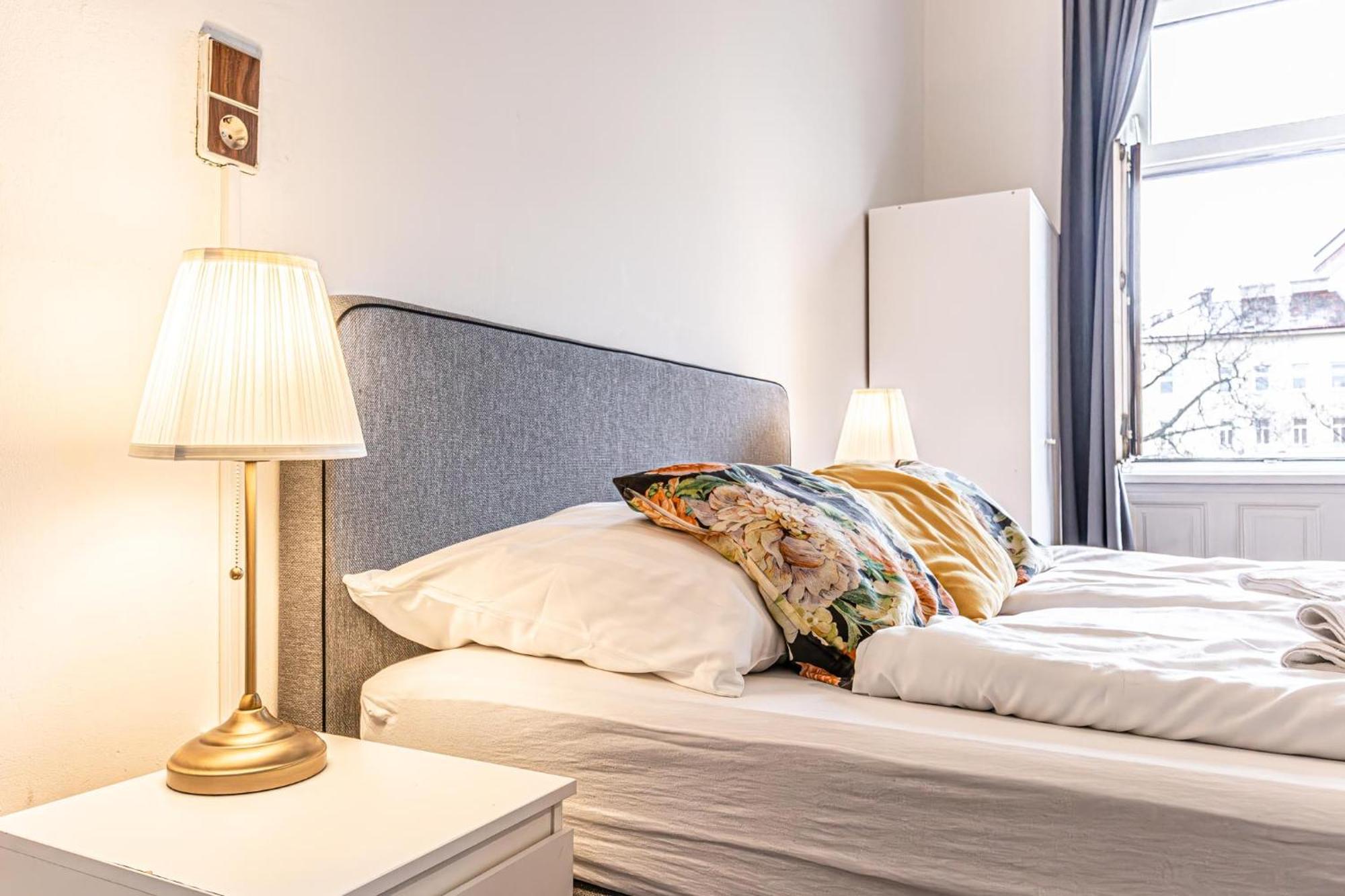 Gorgeous 1br Near Akh Hospital Apartamento Viena
